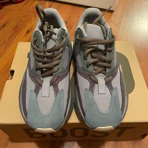 yeezy boost 700 kids “teal blue”
